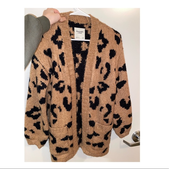 Abercrombie Leopard Cardigan 